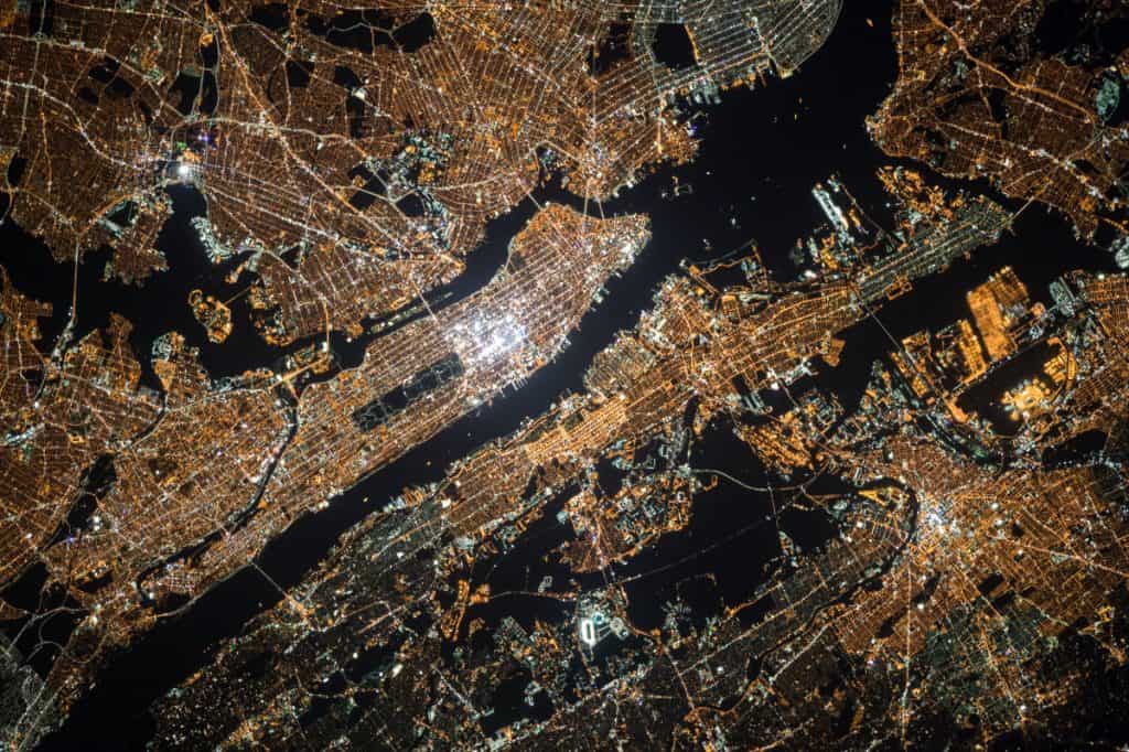 Does a drone need WiFi - to update maps